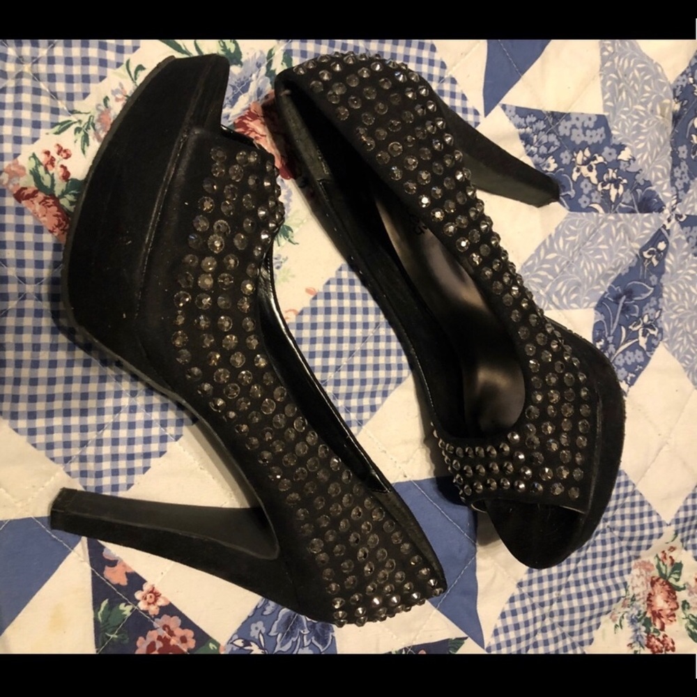Black heels